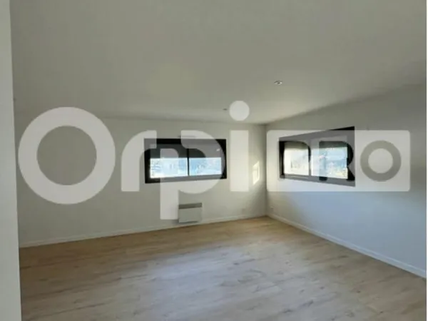 Bureau 39 m²