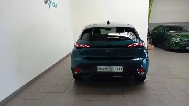Peugeot 308 electrique 55 kwh 156ch — photo 12