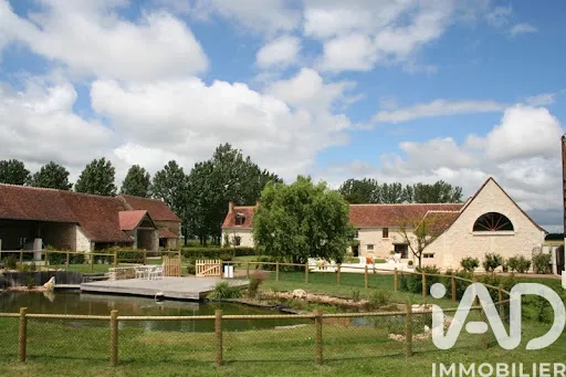 Propriété 35 pièces 561 m²