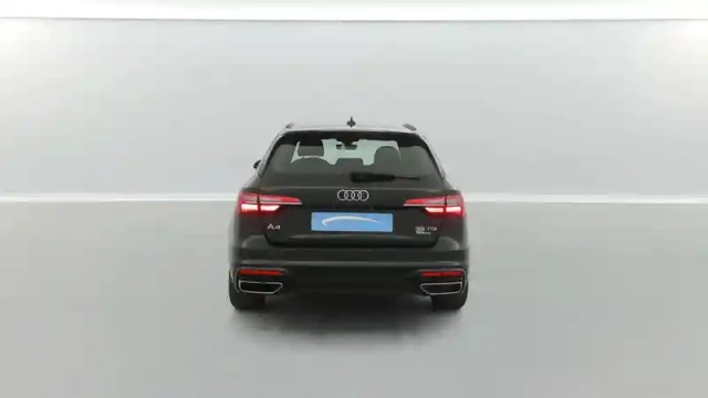 Audi A4 35 tdi 163 s tronic 7 design 5p — photo 4