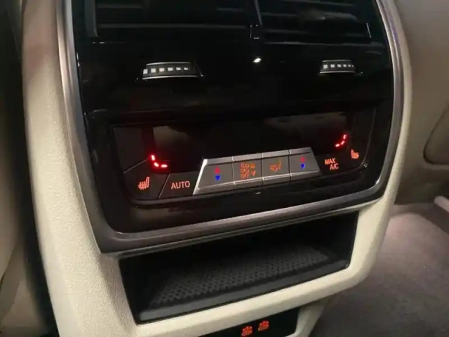Bmw X5 xdrive50e 489ch m sport — photo 2