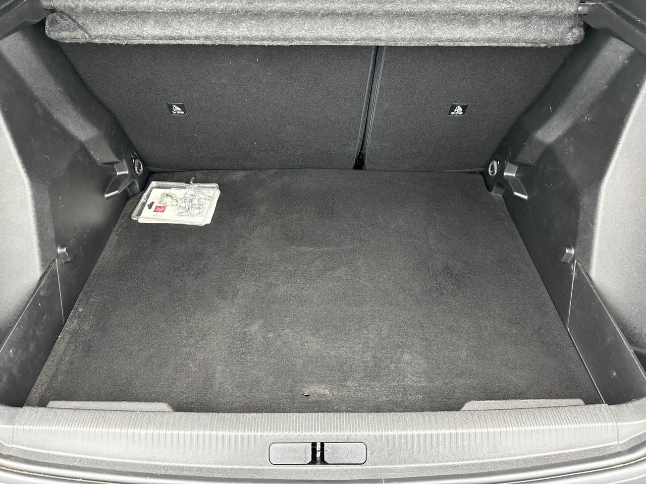 Peugeot 2008 puretech 100 s&s bvm6 style — photo 14