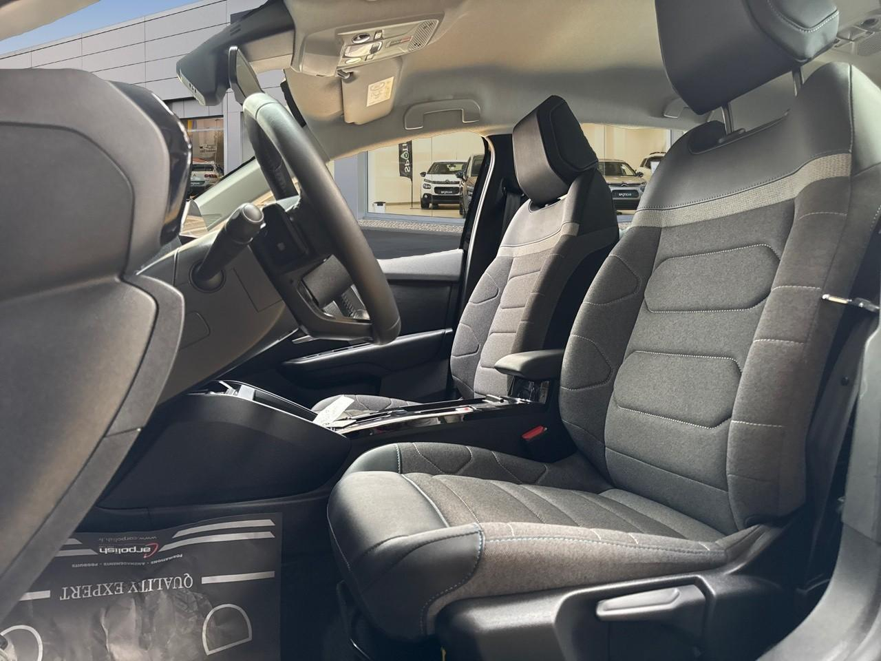 Citroën C4 1.2 hybride 136ch s&s plus automatique — photo 9