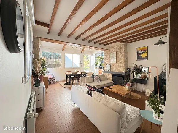 Propriété 4 pièces 81 m²