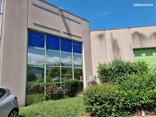 Local commercial 311 m² toutes activités