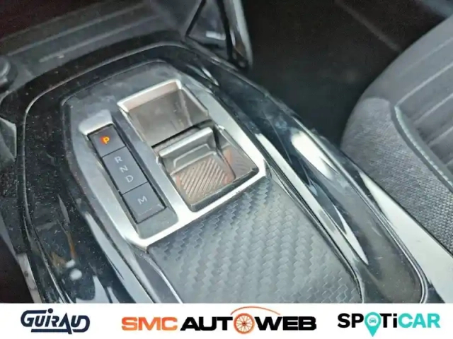 Peugeot 208 puretech 100 s&amp;s eat8 — photo 17