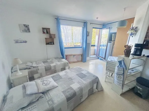 Studio 1 pièce 19 m²