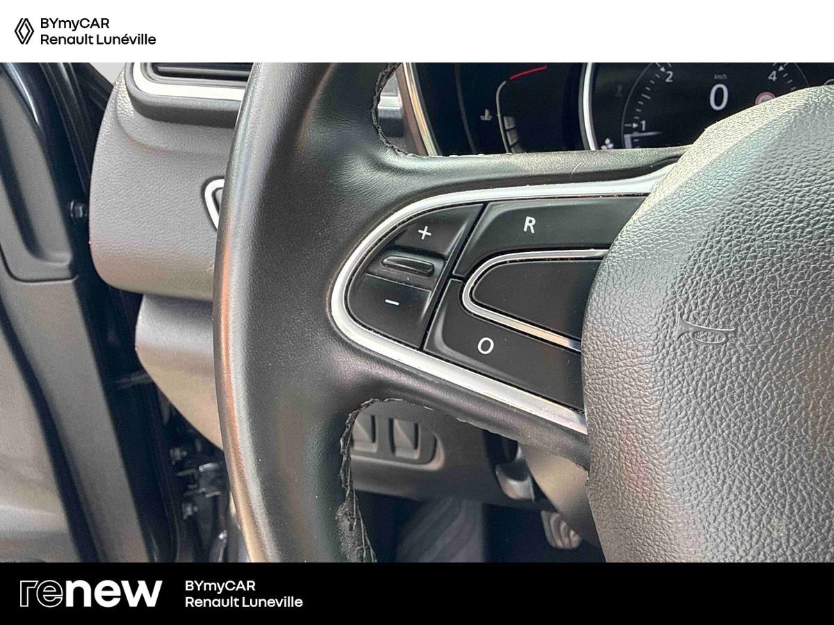 Renault Kadjar Blue dCi 115 — photo 18