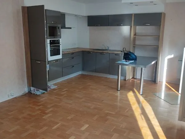 A louer maison sur sous sol complet