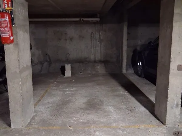 Location parking 12 m2