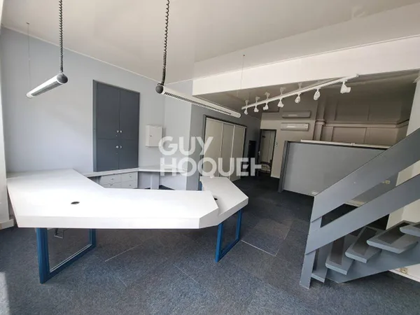 Bureaux 67 m²