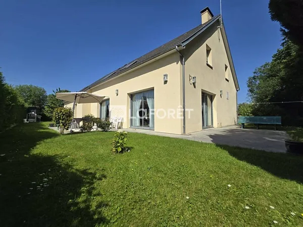 Maison 8 pièces 225 m²