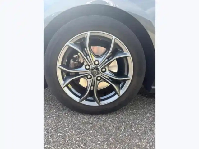 Ford Focus 2.0 150 st-line bva8 — photo 9