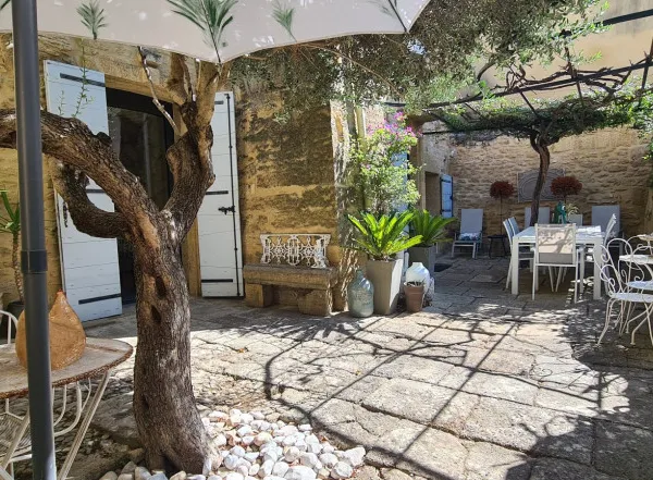 Maison 10 pièces 260 m²