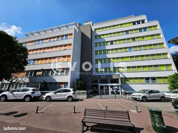 Bureaux 118 m²