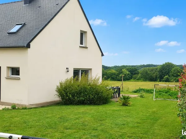 Maison T4 avec garage et jardin