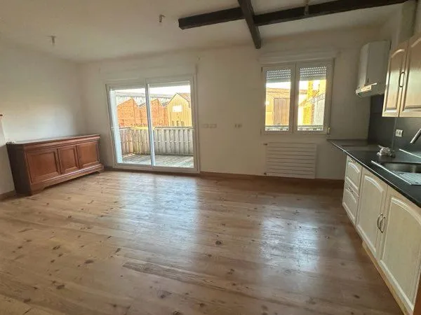 Appartement à louer 80 km