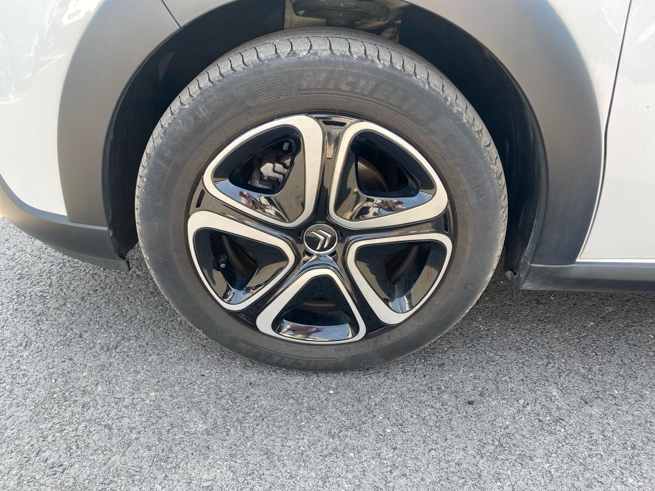 Citroën C3 1.2 puretech 83ch s&s shine — photo 11