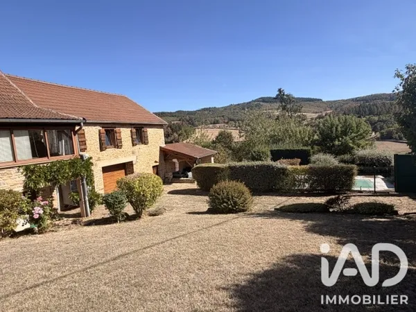 Maison 6 pièces 180 m²