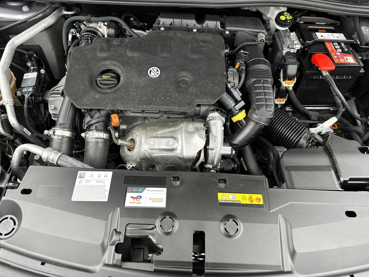 Peugeot 308 bluehdi 130ch s&s eat8 allure — photo 13