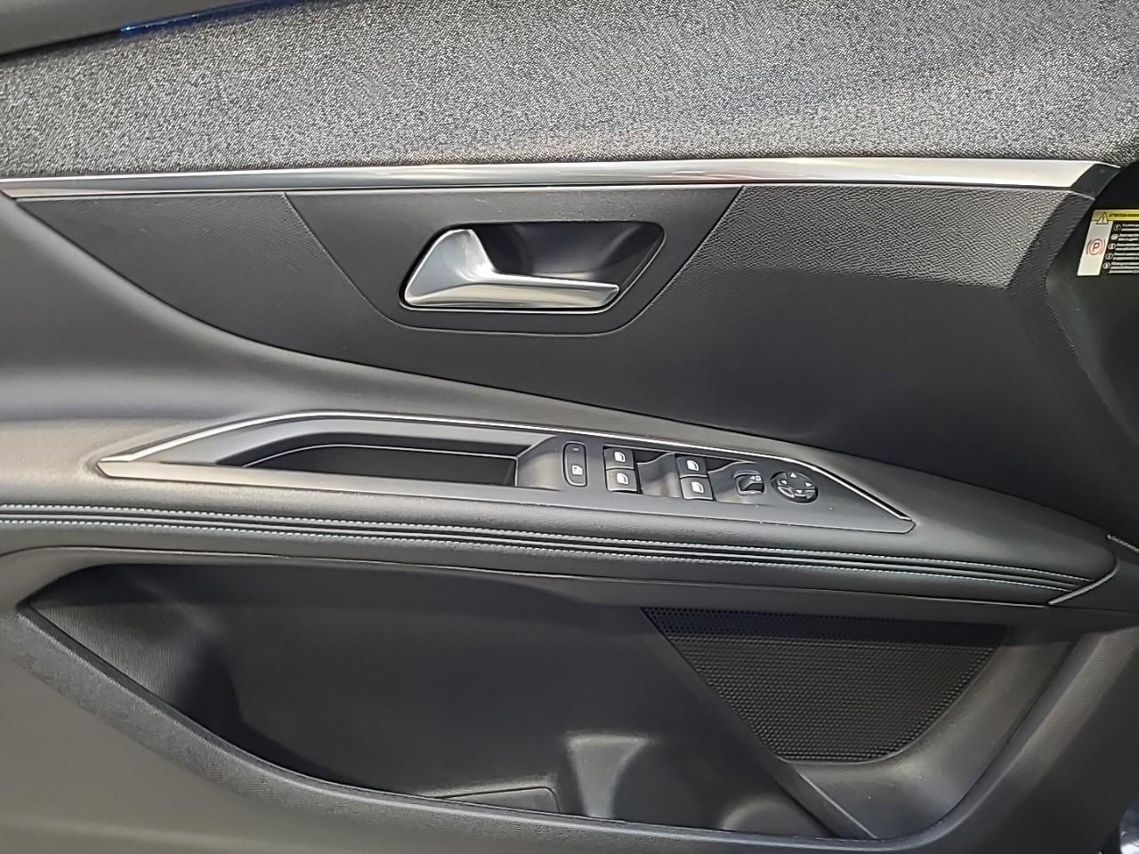 Peugeot 3008 bluehdi 130ch s&s eat8 allure pack — photo 29