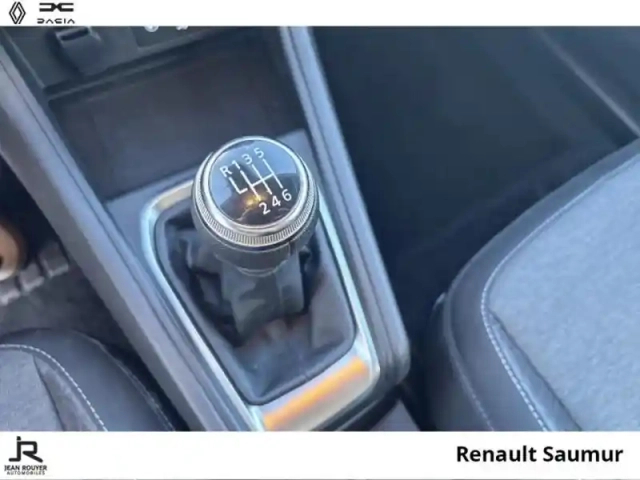 Renault Captur 1.0 tce 90ch equilibre — photo 6