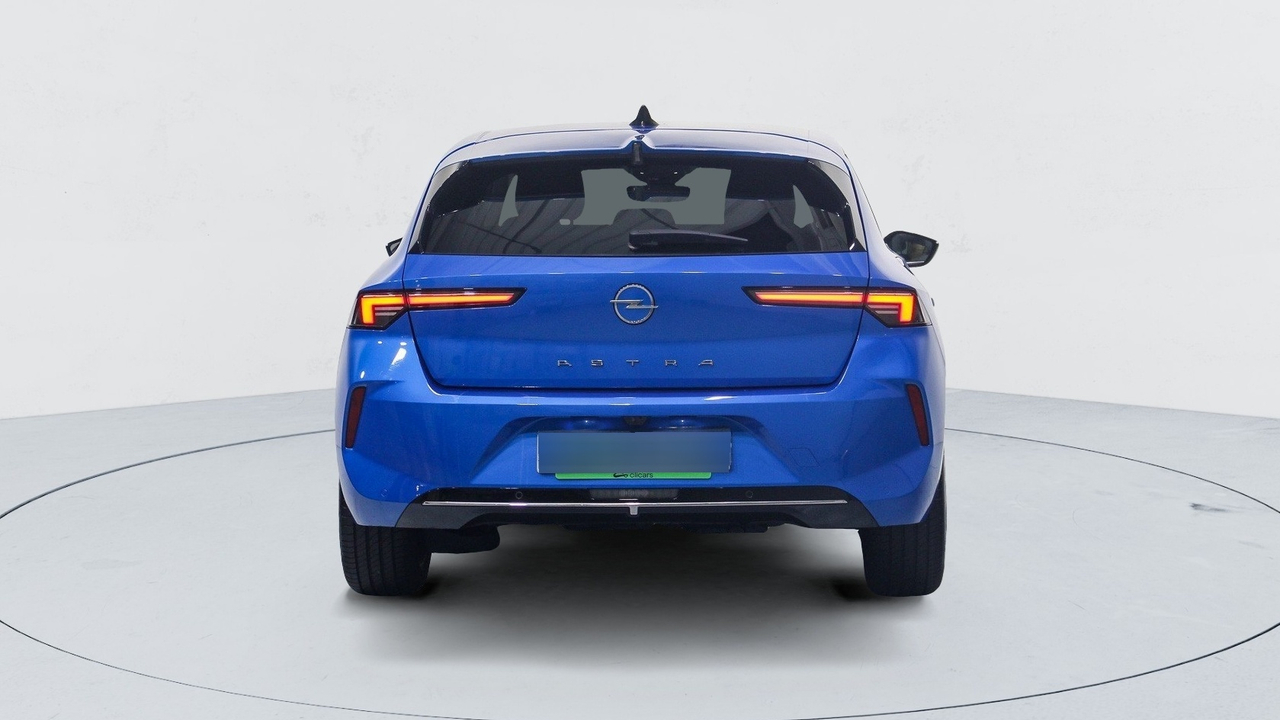 Opel Astra — photo 4