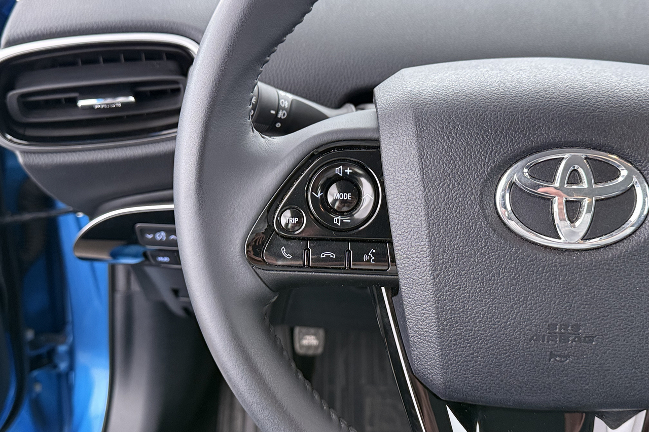 Toyota Prius+ — photo 20