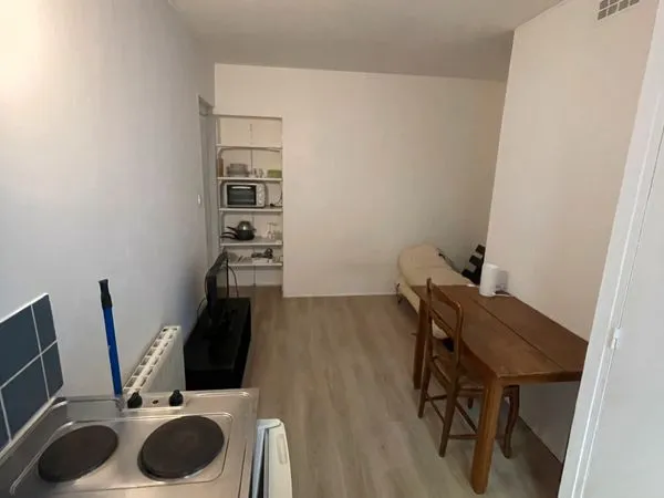 Location studio meublé 15m2