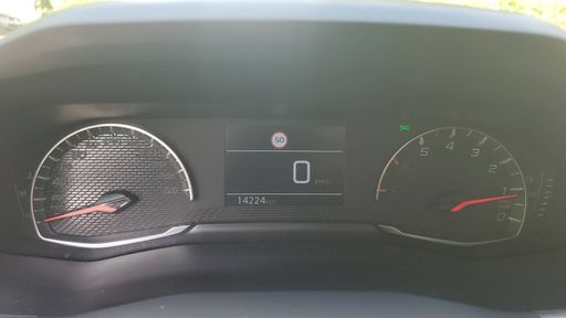 Peugeot 208 1.2 PureTech 100 - Active – 2024 – 14224 km – Essence – Boîte Manuelle — photo 22