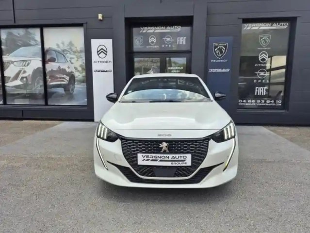 Peugeot 208 ii puretech 130 s&amp;s eat8 gt line — photo 22