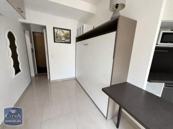 Studio 1 pièce 15 m²