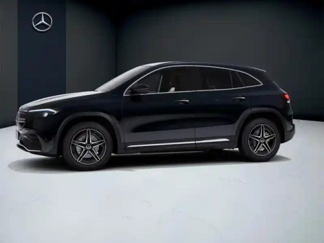 Mercedes Eqa 250+ amg line — photo 33