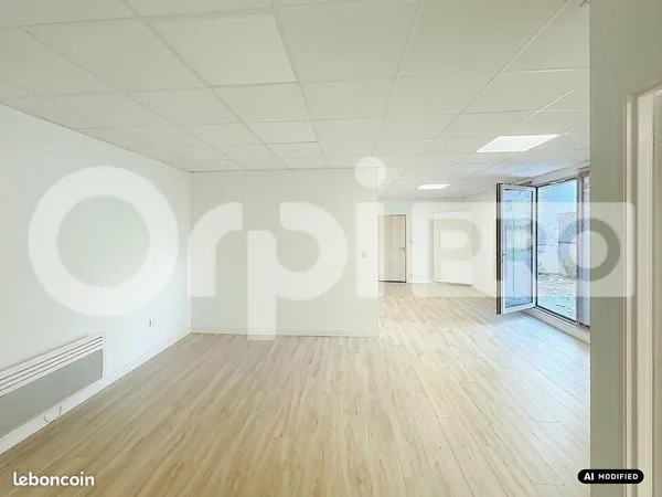 Bureau 65 m²