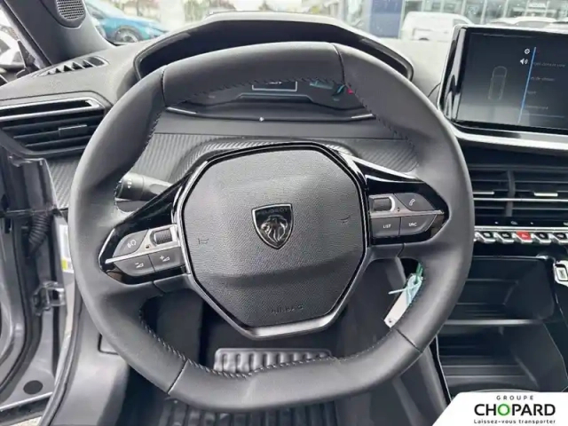 Peugeot 2008 hybrid 110 e-dcs6 — photo 16