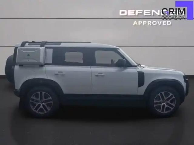 Land Rover Defender 110 p400e phev bva8 x-dynamic — photo 3