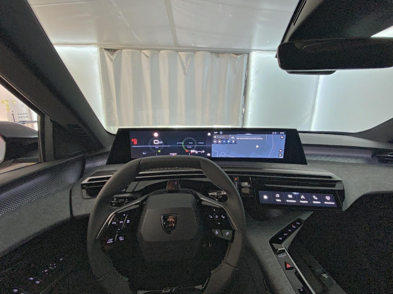 Peugeot 3008 hybrid 145 e-dcs6 gt — photo 12
