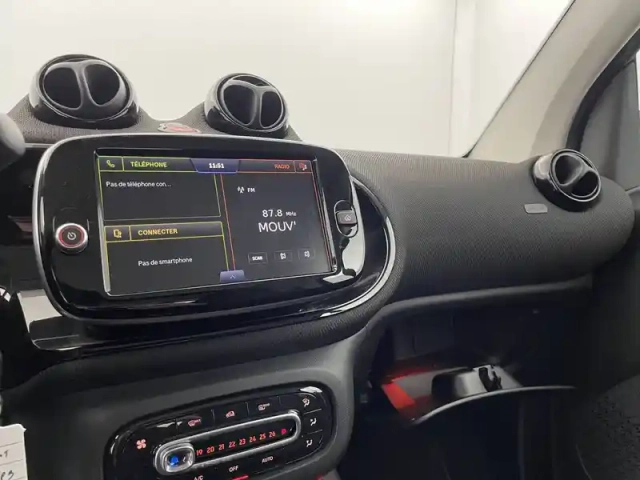 Smart Fortwo coupé 82 ch — photo 24