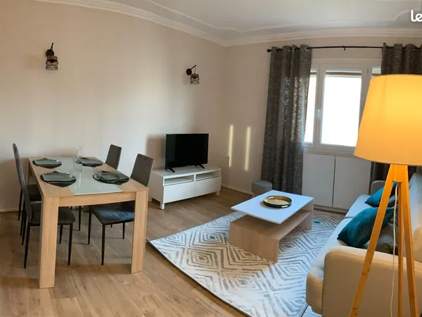 Jolie chambre meublée Melun gare