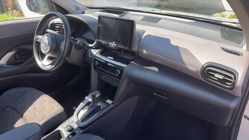 Toyota Yaris Cross 1.5 HSD 116 Hybrid E-CVT - Trail – 2022 – 62172 km – Hybride essence – Boîte Automatique — photo 16