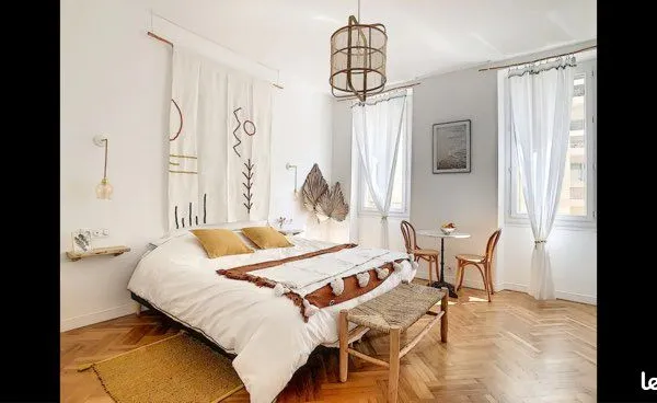 Colocation haut de gamme - Chambre meublée avec salle d'eau et kitchenette privatives - Marseille 7e