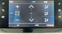 Peugeot 2008 1.5 BlueHDi 100ch S&S Allure — photo 15