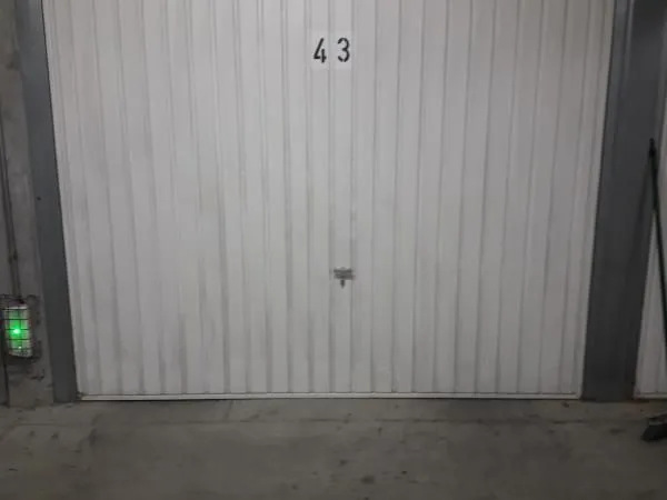 Garage/box 13 m² Grigny
