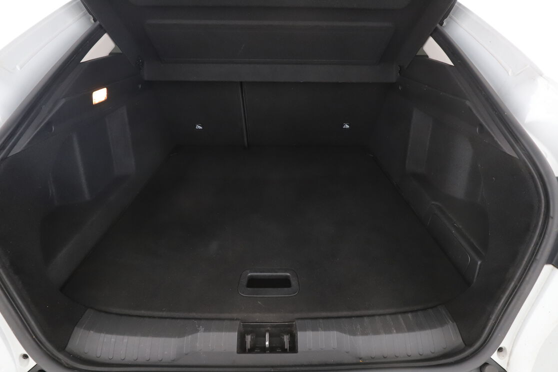Renault Arkana 1.6 E-Tech Intens — photo 16