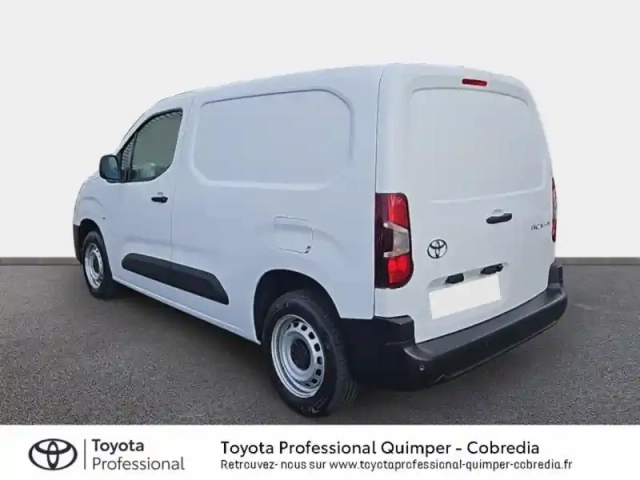 Toyota Proace city medium 100 d-4d start my25 — photo 2