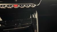 Peugeot 2008 1.2 PureTech 130ch S&S GT EAT8 — photo 30
