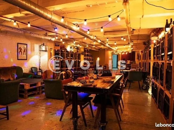 Local commercial 115 m²