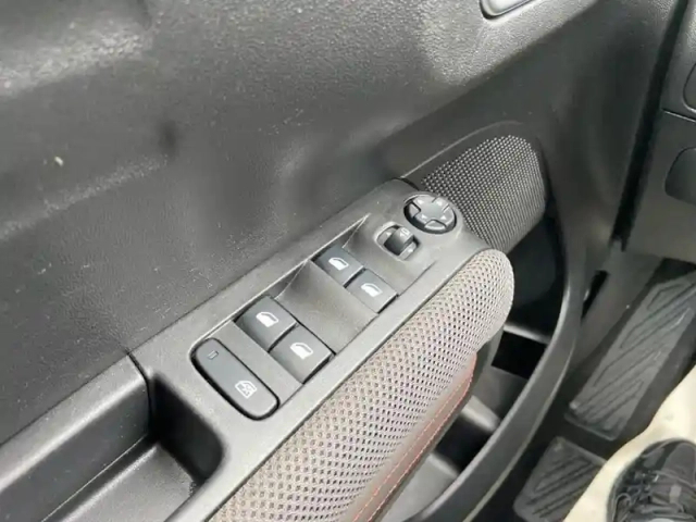 Citroën C3 Aircross bluehdi 100 bvm5 shine — photo 20
