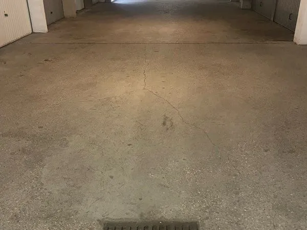 Garage à louer