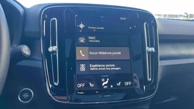 Volvo Xc40 t5 recharge 180+82 ch dct7 — photo 9